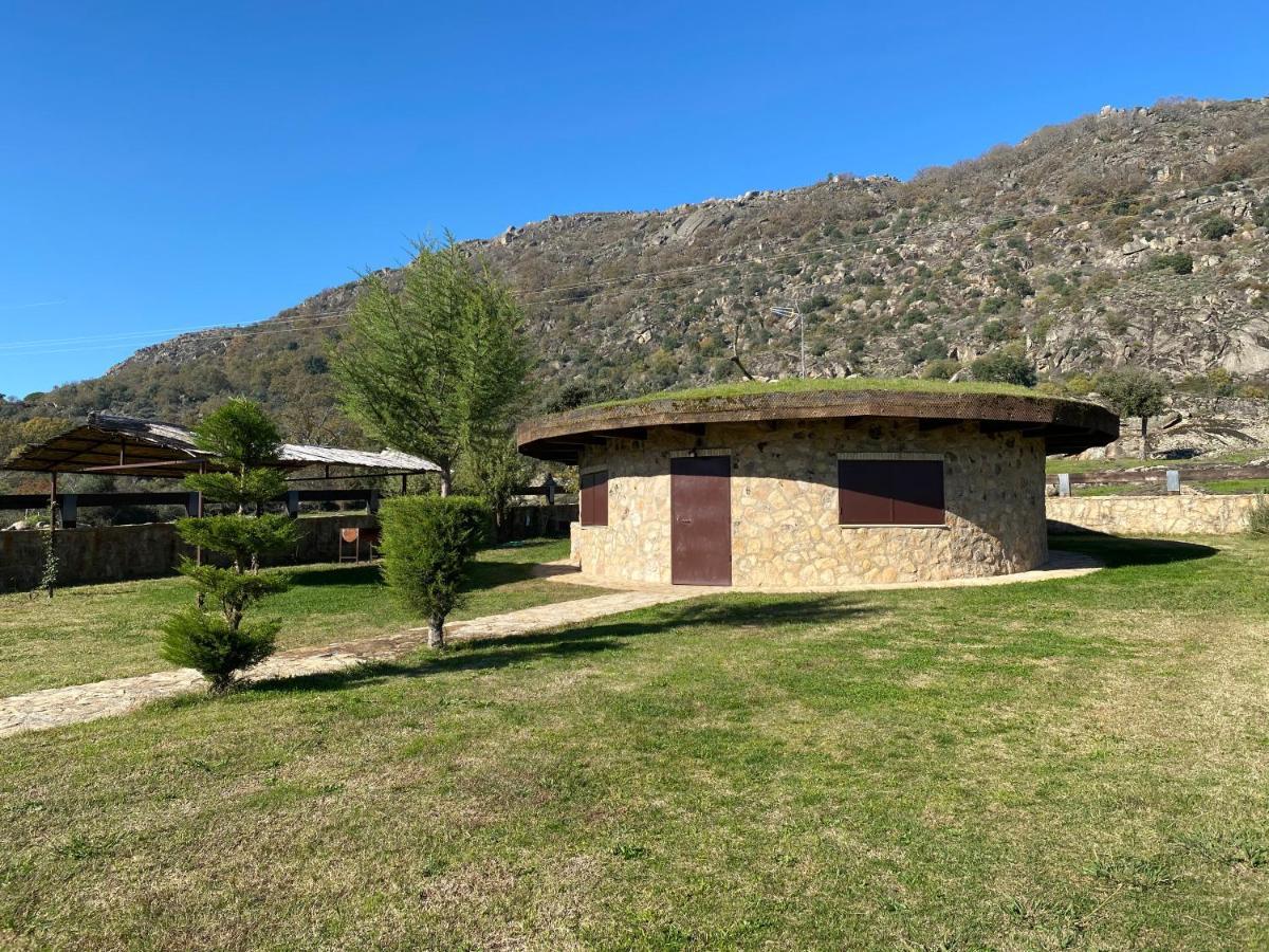 Casa Rural La Dehesa Cilleros ภายนอก รูปภาพ